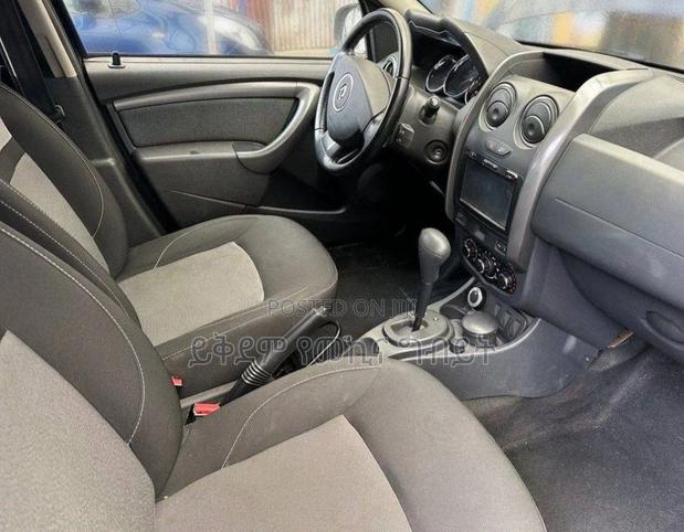 Renault Duster 2017 Blue
