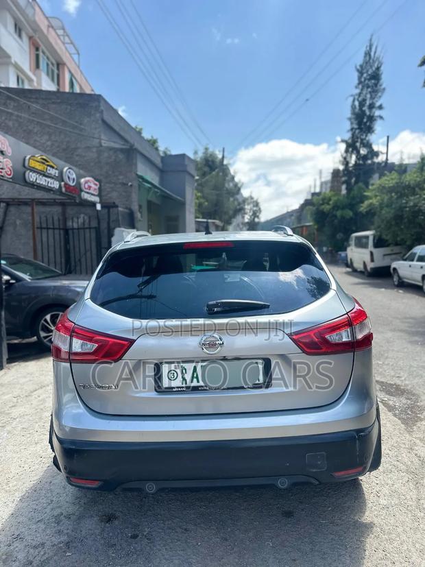 Nissan Qashqai 2017 Silver