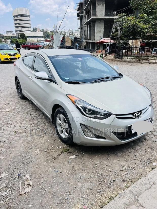 Hyundai Elantra 2015 Gray