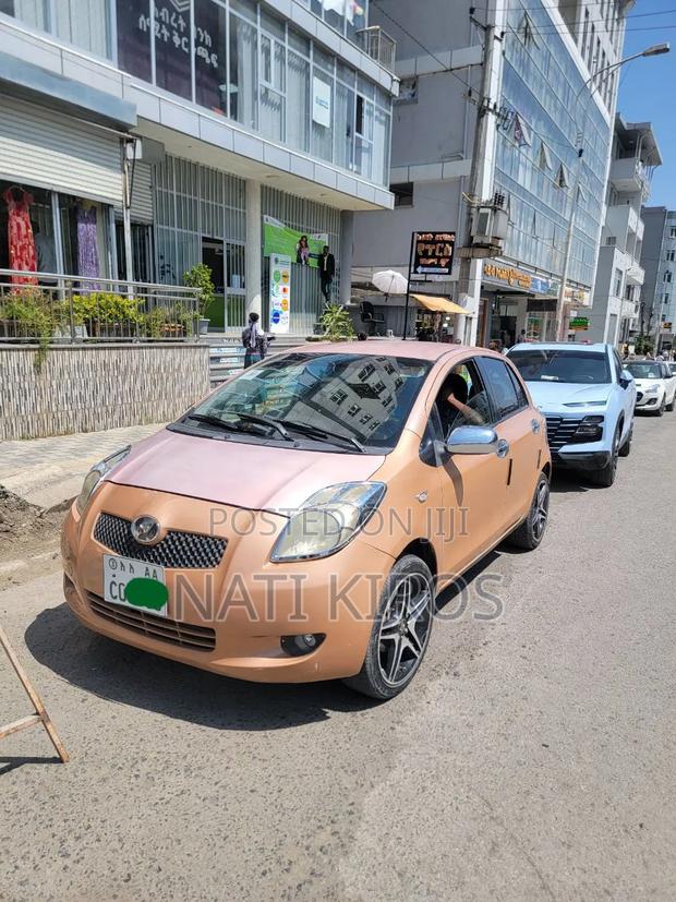 Toyota Yaris 2005 Orange