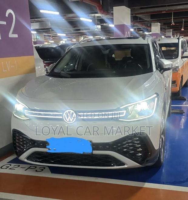 Volkswagen ID.6 2022 White