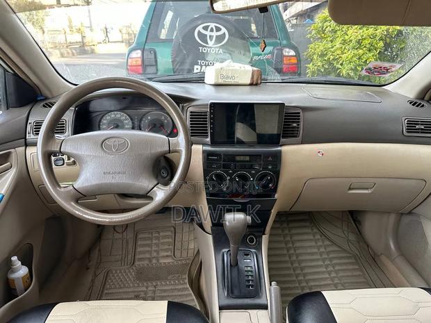 Toyota Corolla 2007 White