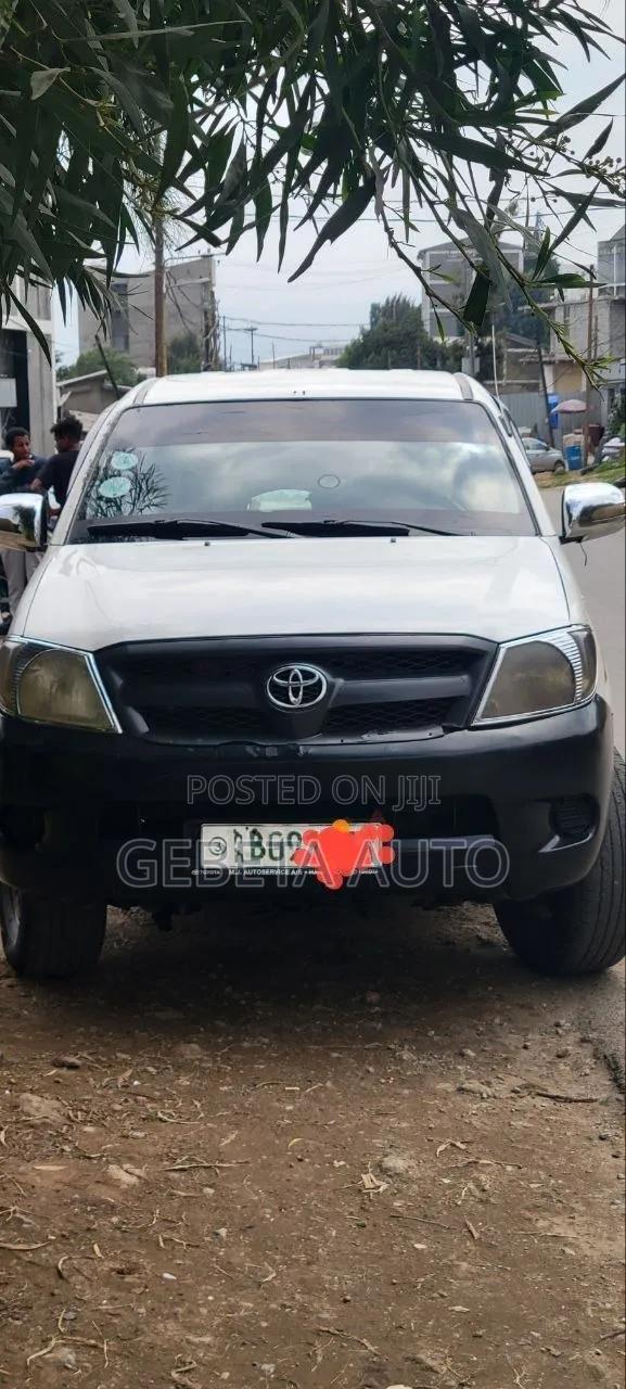 Toyota Hilux 2006