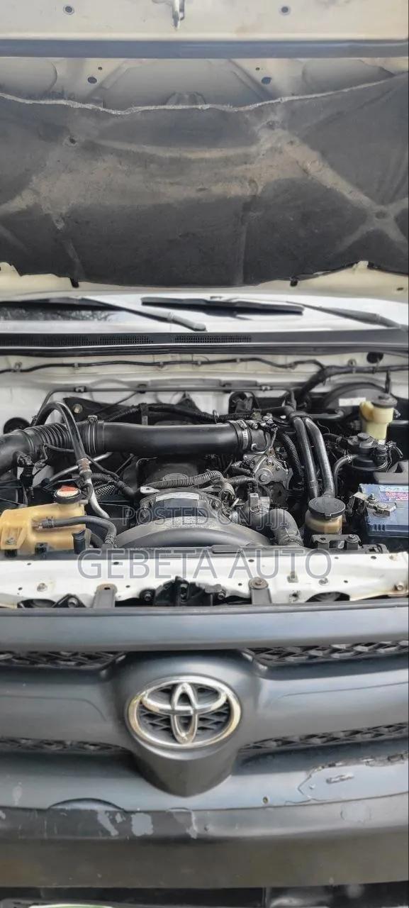 Toyota Hilux 2006