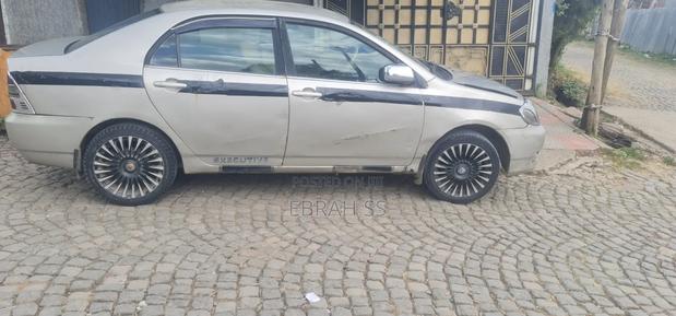 Toyota Corolla 2003 Gold