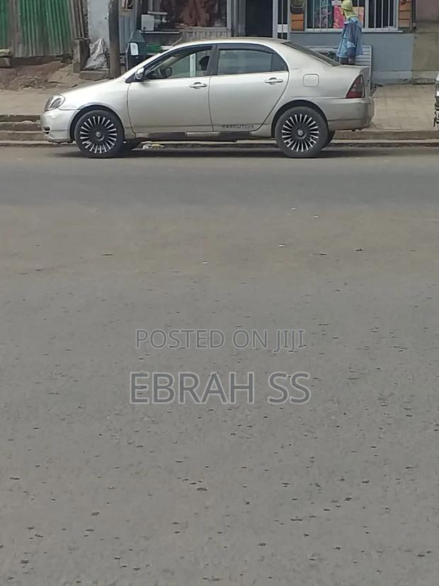Toyota Corolla 2003 Gold