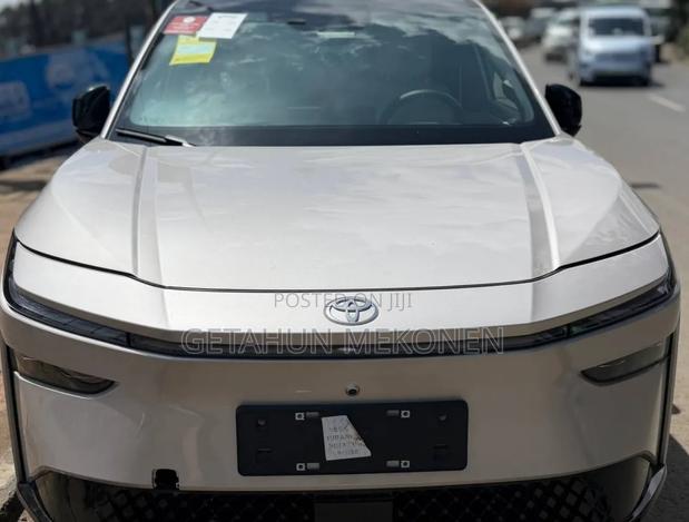 New Toyota bZ3 2025 Gold