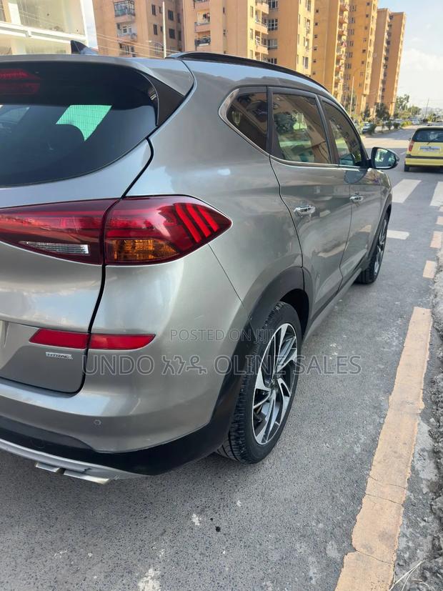 Hyundai Tucson Ultimate FWD 2019 Silver