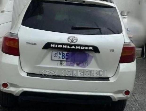 Toyota Highlander 2010 White