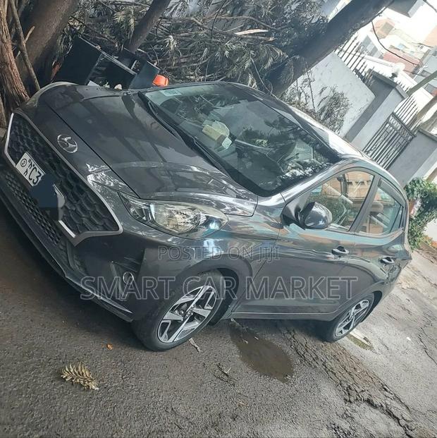 Hyundai I10 2022 Gray