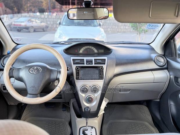 Toyota Yaris 2008 Silver