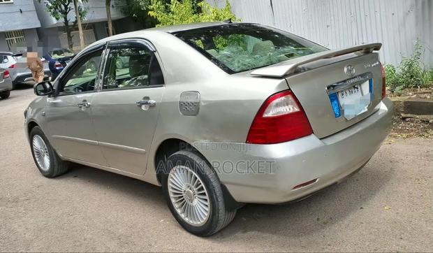 Toyota Corolla 2006 Beige