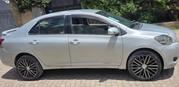 Toyota Yaris 2010 Silver for sale