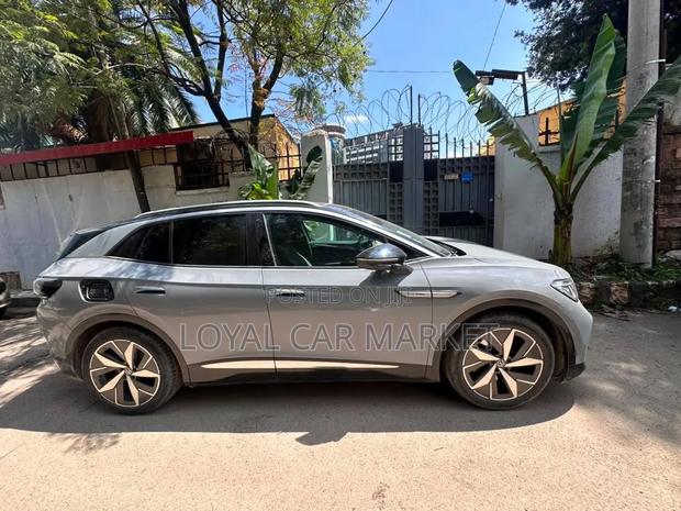 Volkswagen ID.4 2022 Gray
