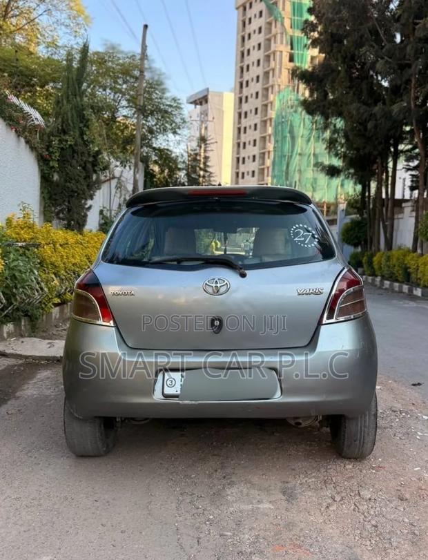 Toyota Yaris 1.0 VVT-i 2008 Silver