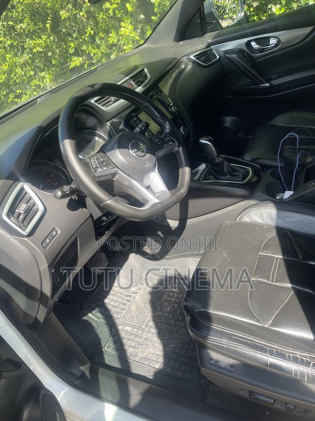 Nissan Qashqai 2019 White