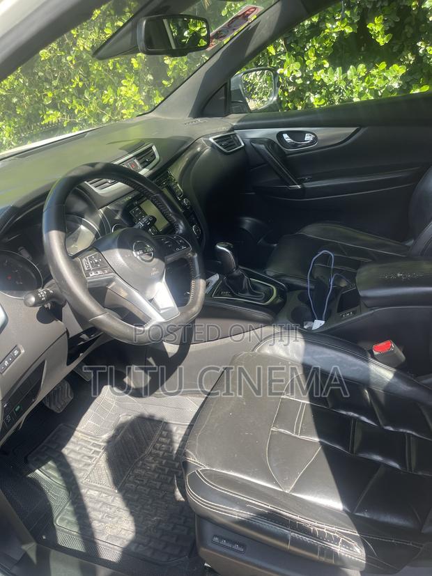 Nissan Qashqai 2019 White