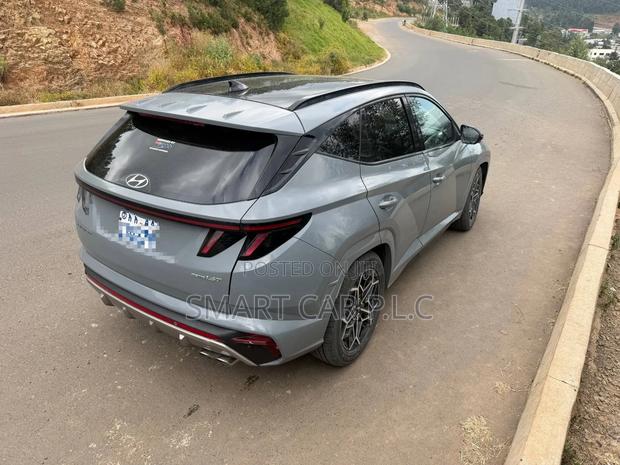 Hyundai Tucson 2022 Gray