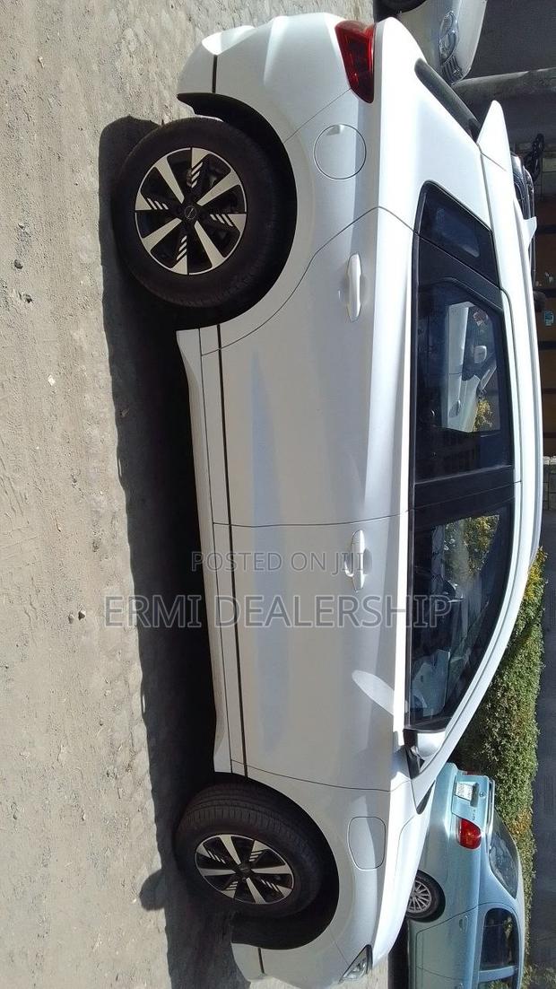 BYD E2 43 kWh 94 hp FWD 2024 White