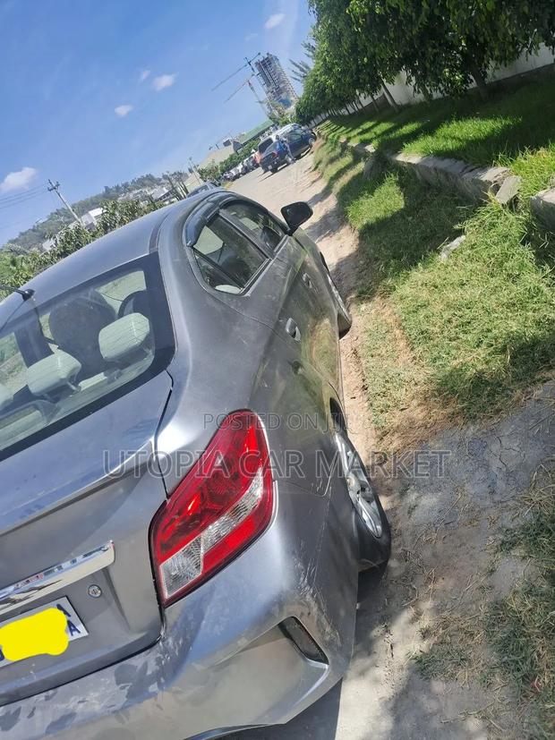 Mitsubishi Attrage 2022