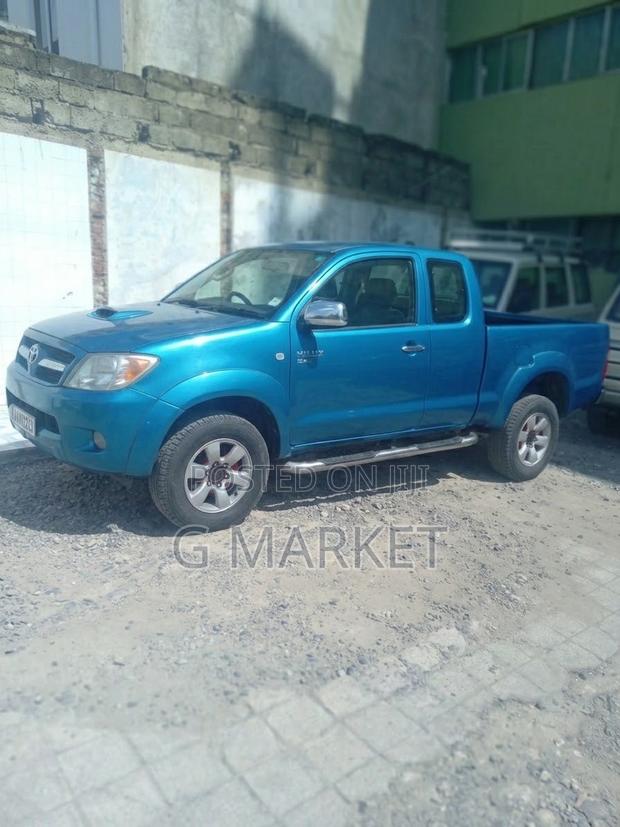 Toyota Hilux 2008 Blue