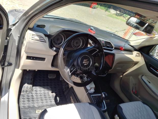 Toyota Platz 2001 Beige