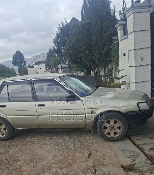 Toyota Corolla 1985