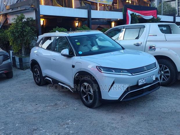 BYD Yuan Up 2025 Gray