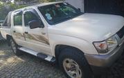 Toyota Hilux 2.5 Cab 2005 White for sale