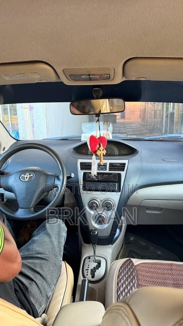 Toyota Yaris 2006 Blue