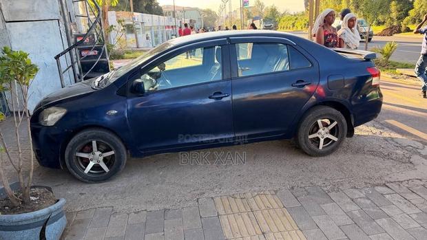 Toyota Yaris 2006 Blue