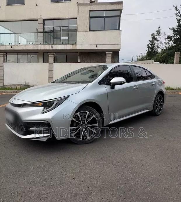 Toyota Levin Entry 2023 Silver