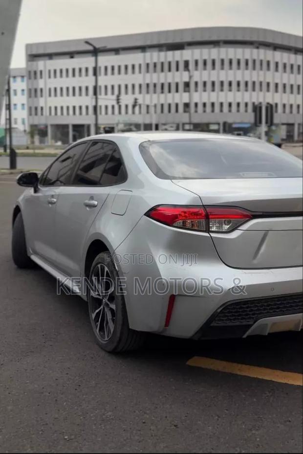 Toyota Levin Entry 2023 Silver