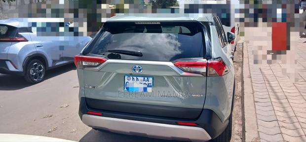 Toyota RAV4 2024