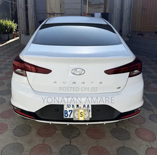 Hyundai Avante 2020 White