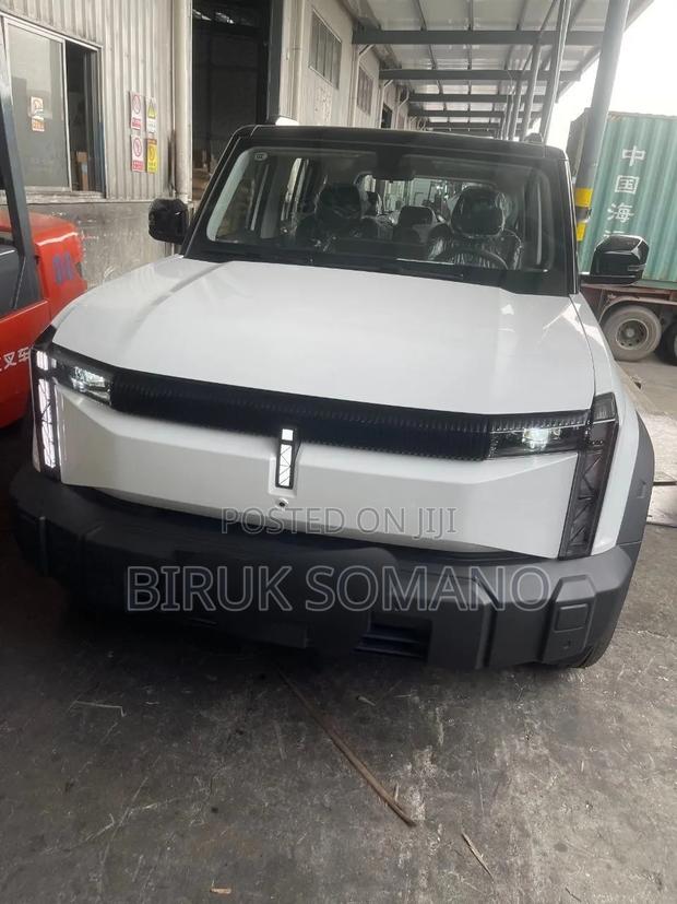 Chery iCar EQ3 2024 Off white