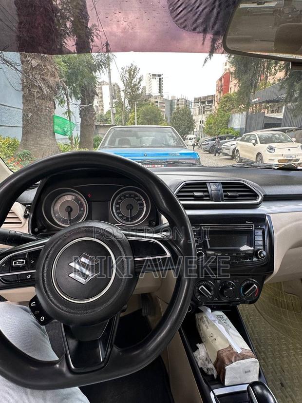 Suzuki Dzire 2020 Silver