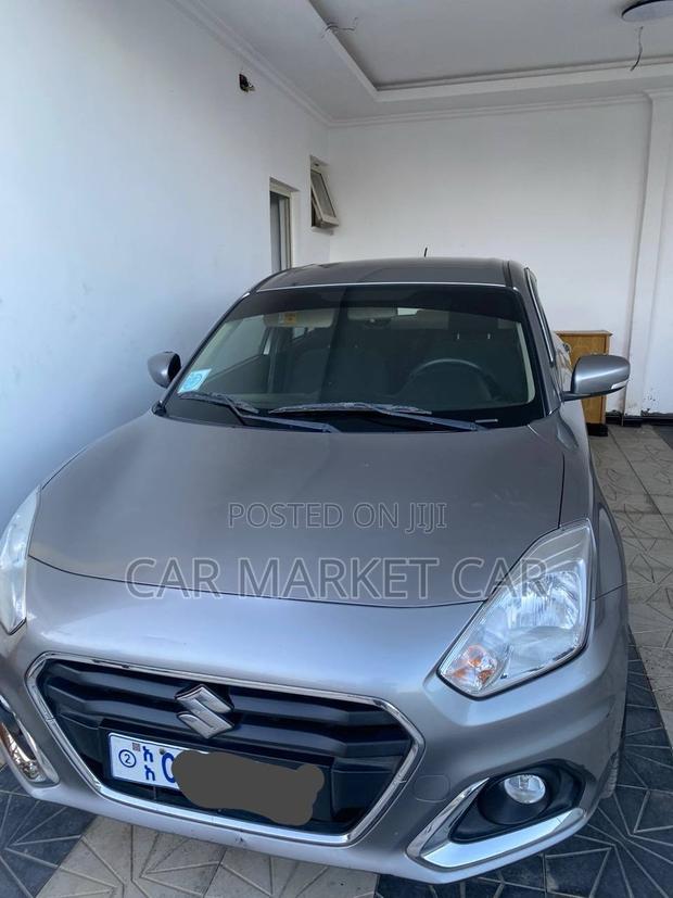 Suzuki Dzire 2022 Silver