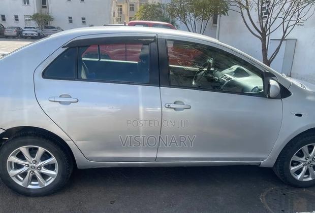 Toyota Yaris 2008 Silver