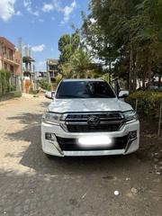Toyota Land Cruiser 4.5 V8 GX-R 2012 White for sale