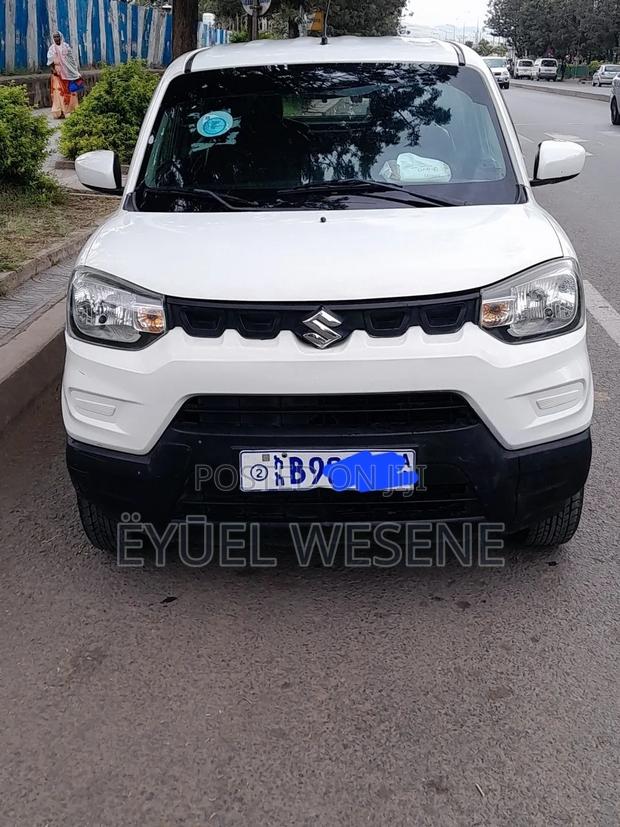 Suzuki S-Presso 2022 White