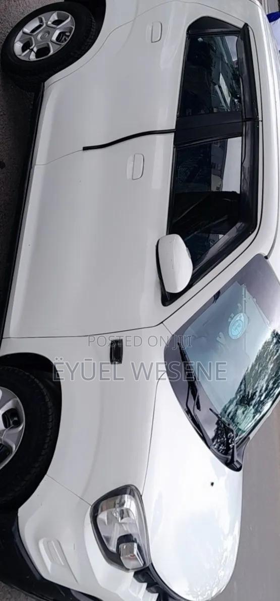 Suzuki S-Presso 2022 White