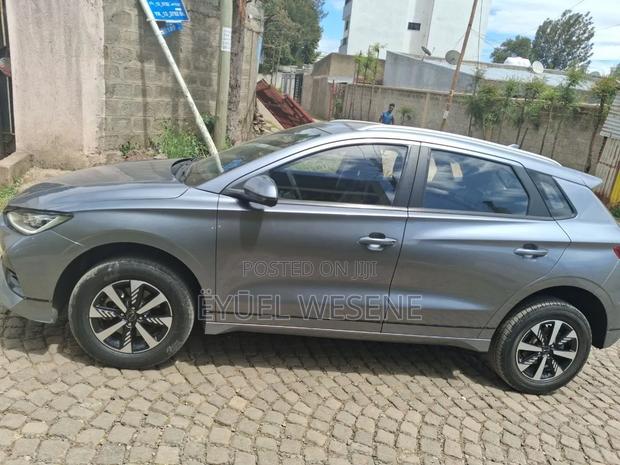 BYD E2 43 kWh 94 hp FWD 2024 Gray