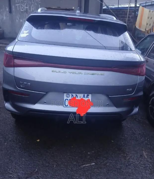 BYD E2 43 kWh 94 hp FWD 2025 Gray