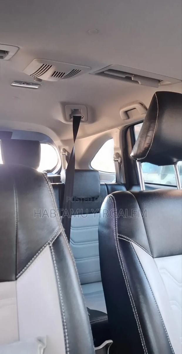 Toyota Veloz 1.5 CVT FWD 2023