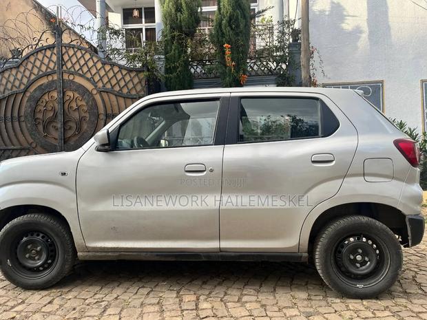 Suzuki S-Presso 2022 Silver