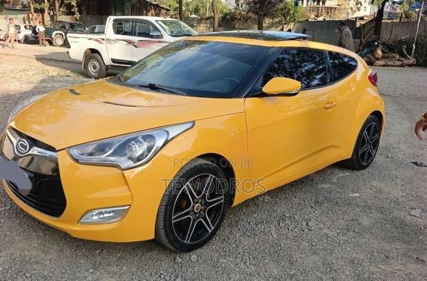 Hyundai Veloster Automatic 2012 Yellow