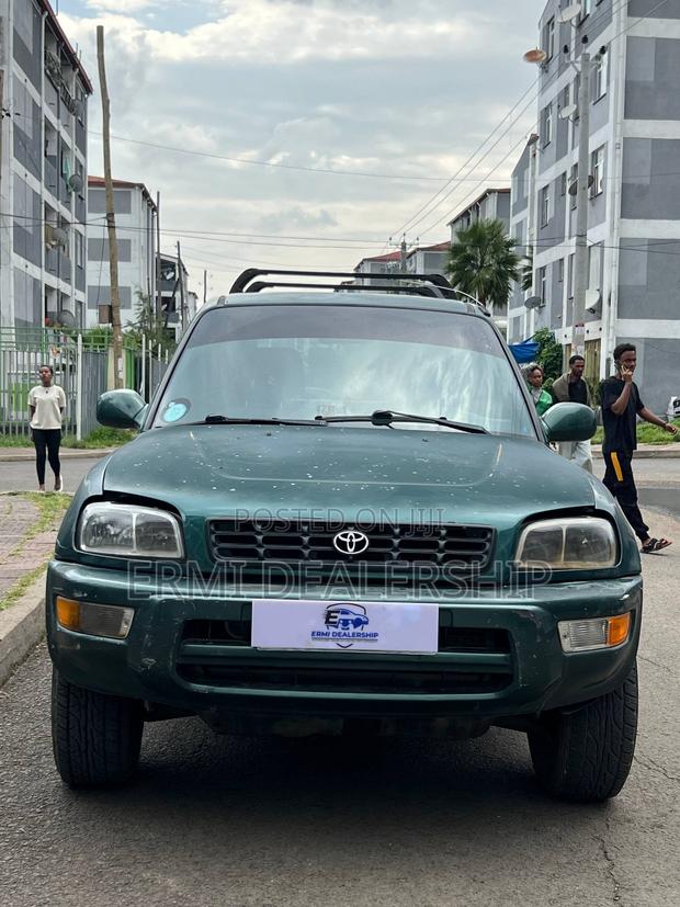 Toyota Corolla 1999 Green