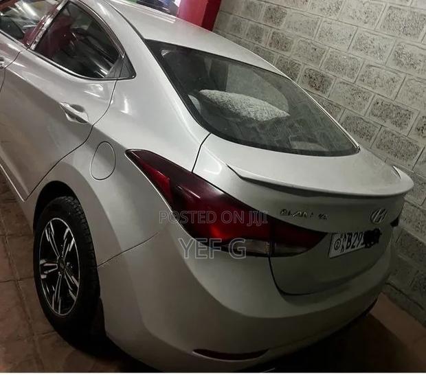 Hyundai Elantra 2015