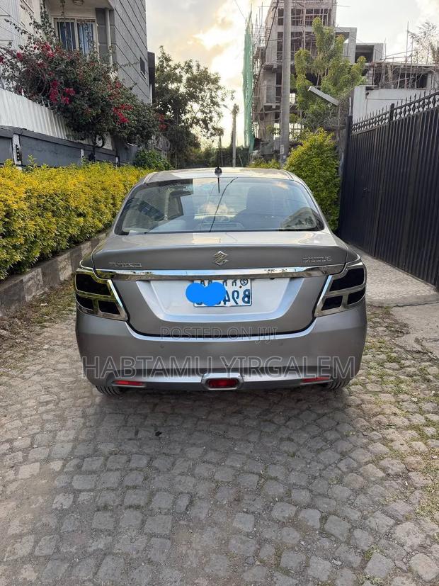 Suzuki Dzire 2021 Silver